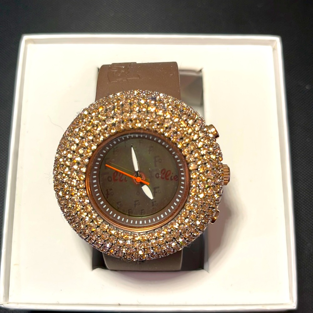 (NWT) Luxury Ladies’ watch Folli Follie